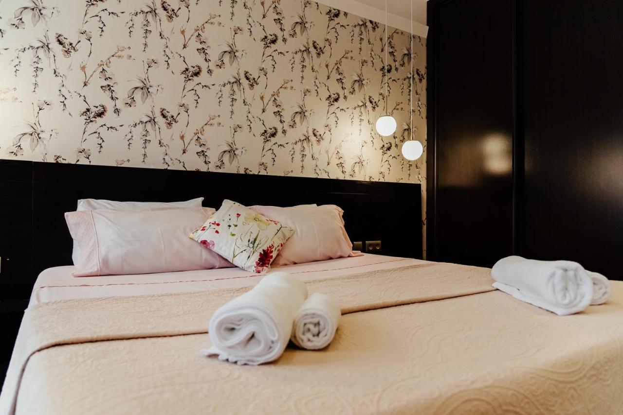 Happy House Comfort Plus Faro Bagian luar foto
